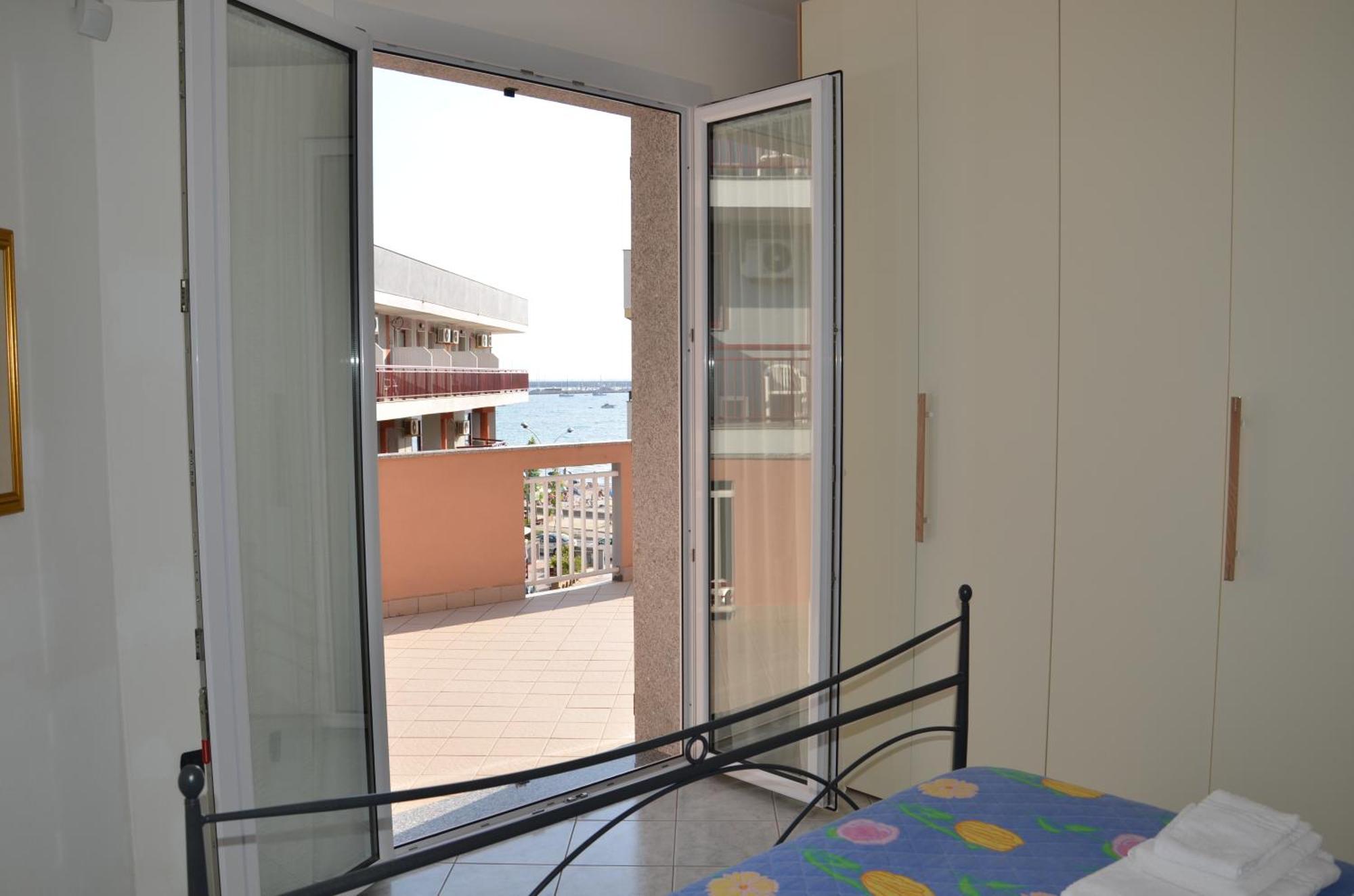 Il Mare Di Alida Apartment Alghero Ruang foto